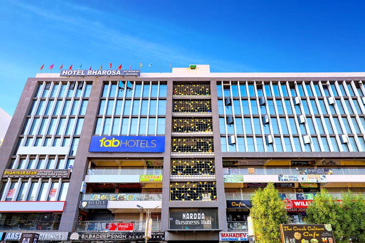 Fabhotel Bharosa Inn Ahmedabad Eksteriør billede